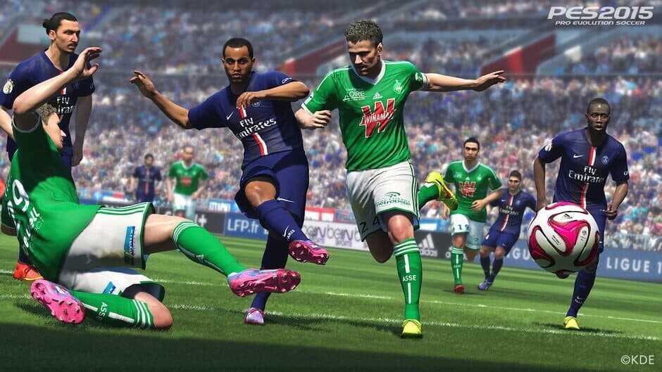 Pro Evolution Soccer 2015 - Captura 4