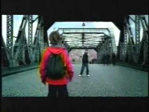 Trailer 1